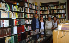 Biblioteca Solidària d'Arada (Hondures)