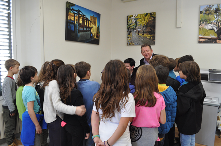 Visita dels alumnes de 3r de l'escola Sot del Camp a l'Ajuntament