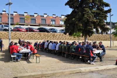 Felip Puig amb el Club petanca Santvicent