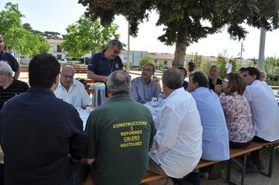 Felip Puig amb el Club petanca Santvicent