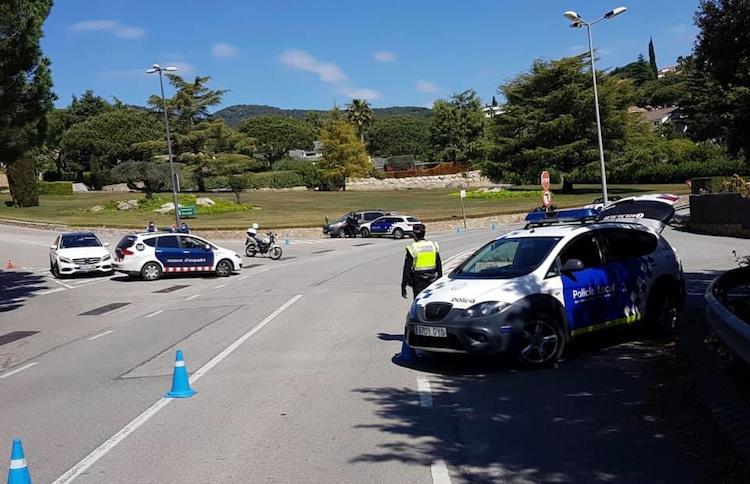 Controls policials