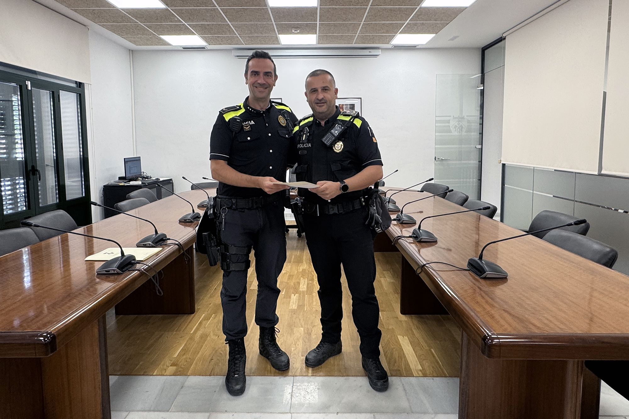 Agraiment Policia