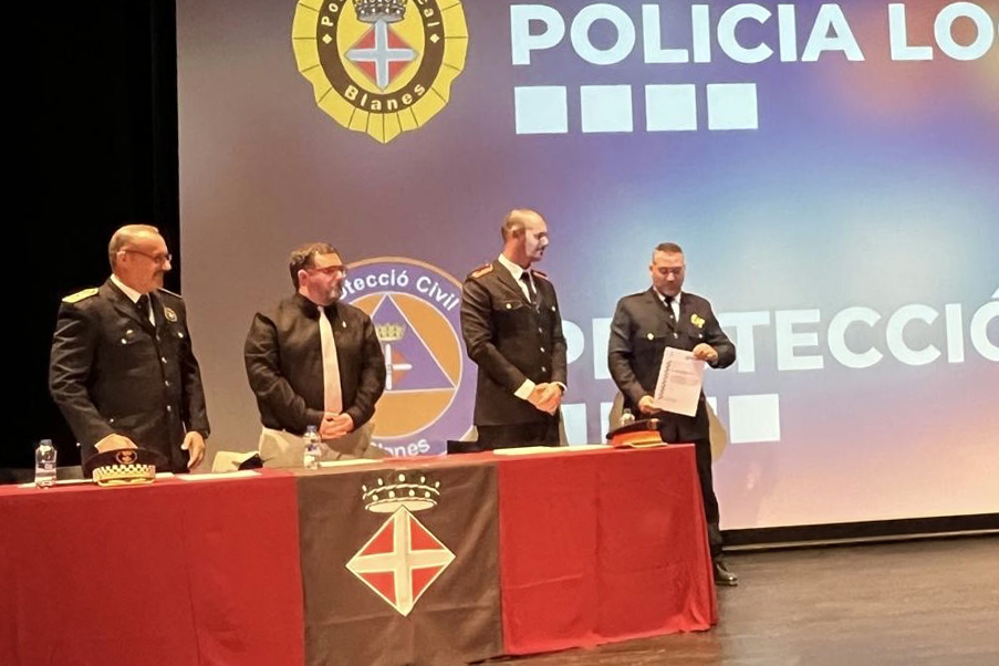 Reconeixement agent policia